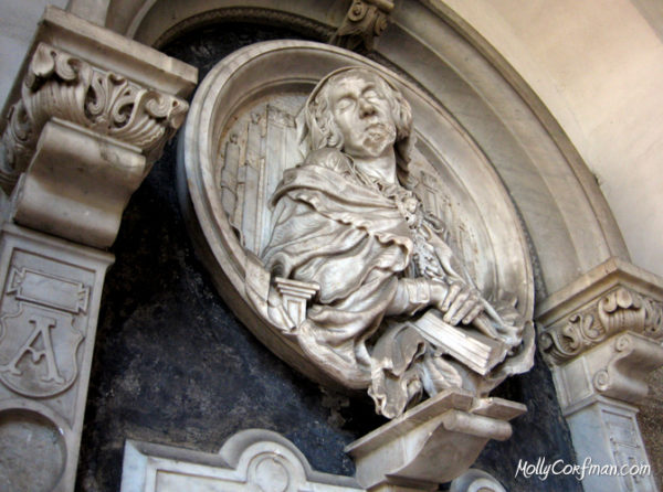 Statue